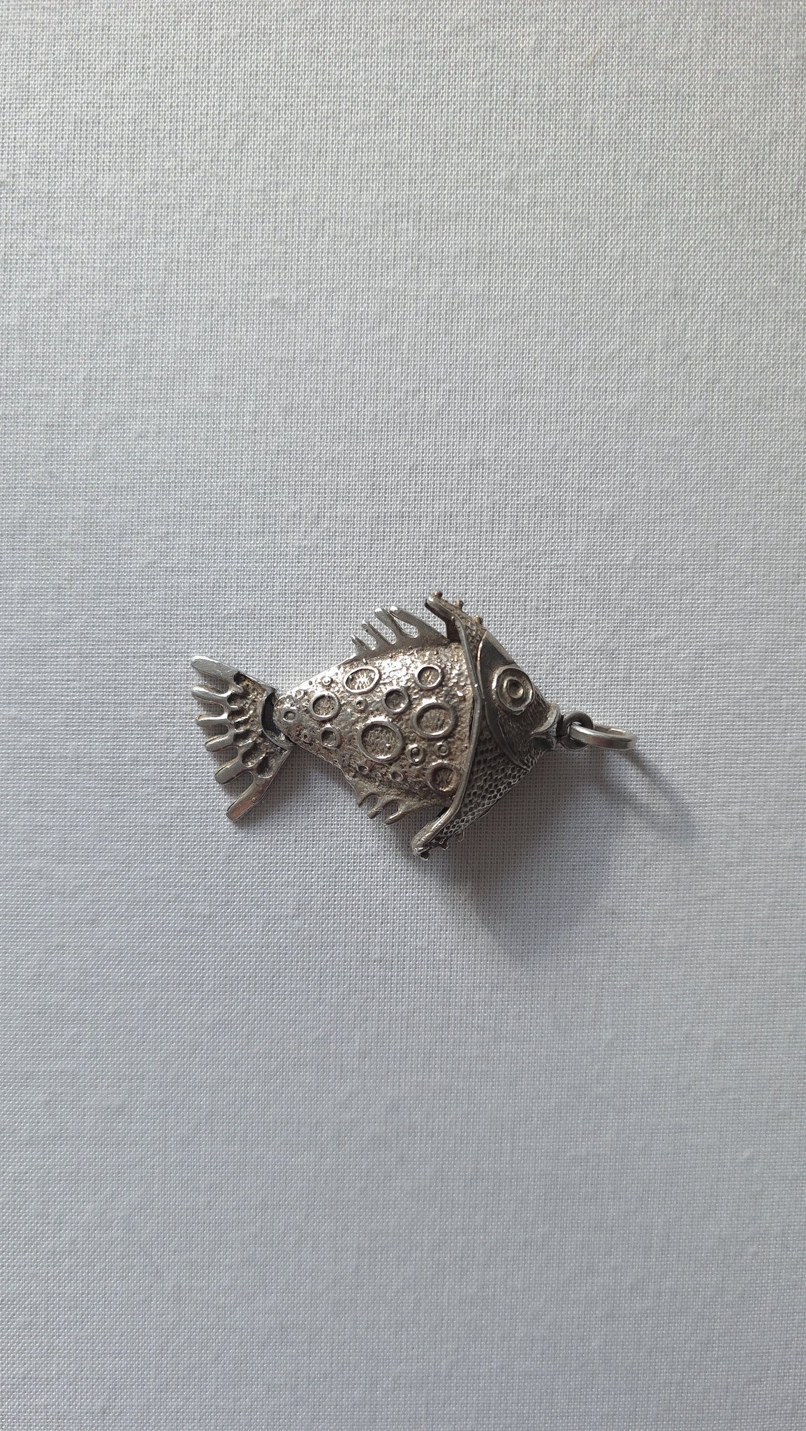 Vintage sterling silver articulated fish pendant