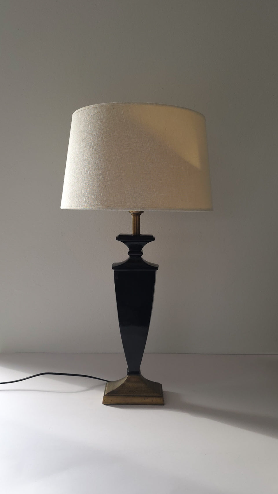 Tall Art Nouveau style table lamp