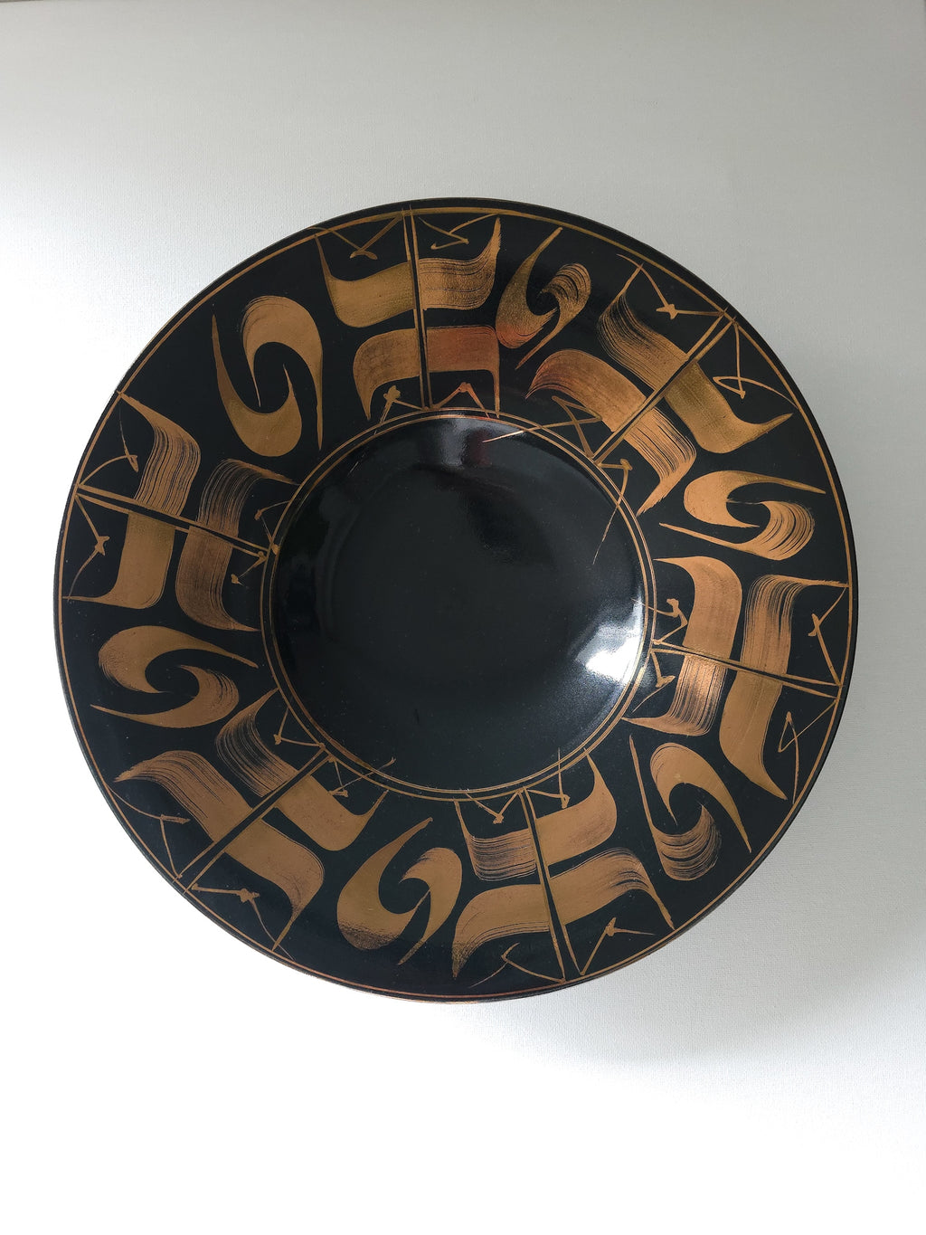 Collectible ceramic piece by NZ artist Peter Collis - Large Bowl