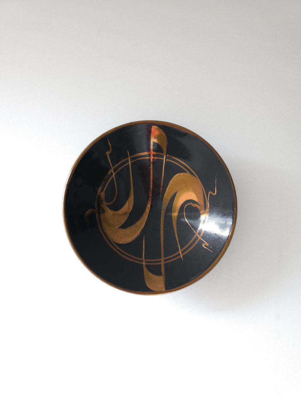 Collectible ceramic piece by NZ Artist Peter Collis - Small Bowl