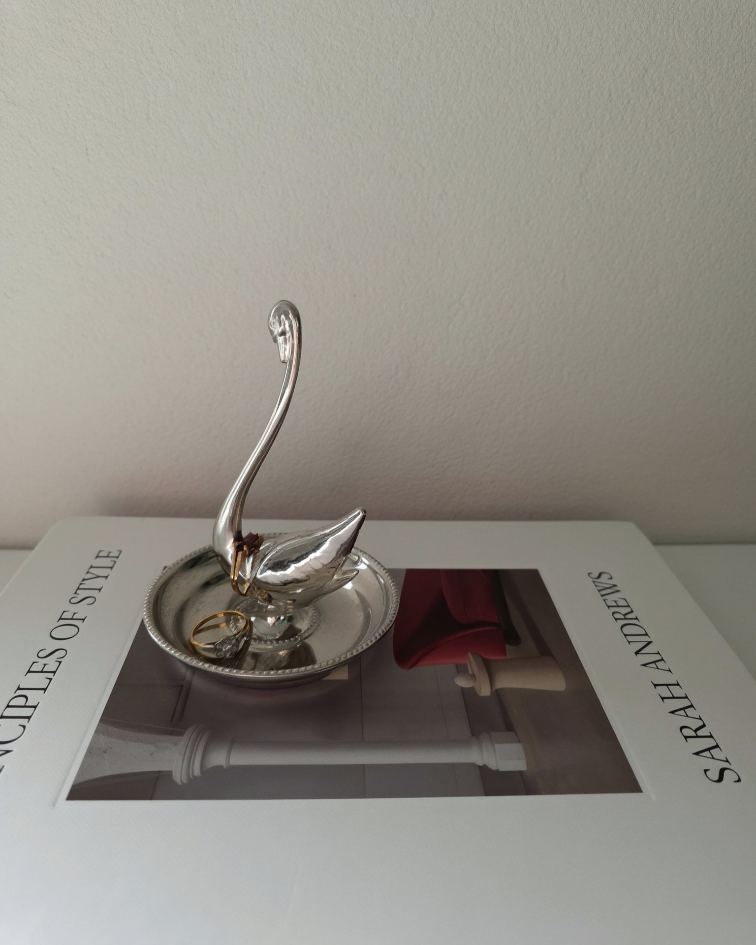 Vintage Silver Plated Swan Ring Holder