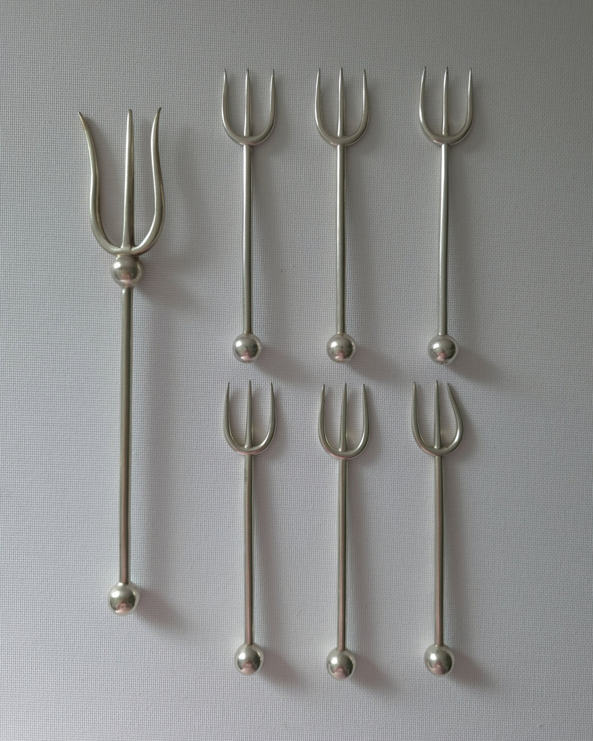 Vintage Silver Plated Trident Hors d'oeuvre Forks