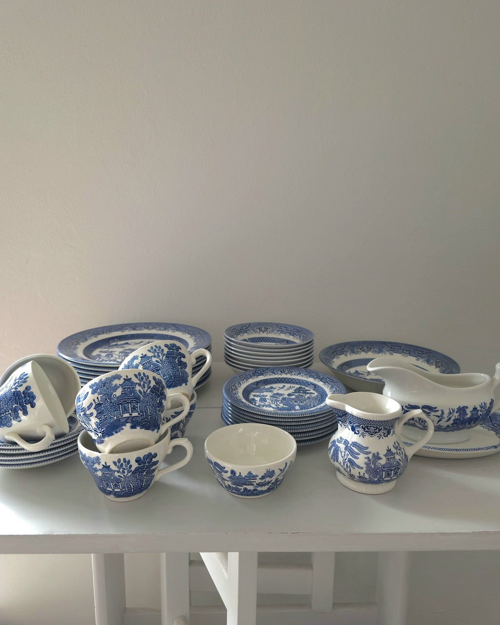 Vintage Blue Willow by Churchill England 40 Piece Set