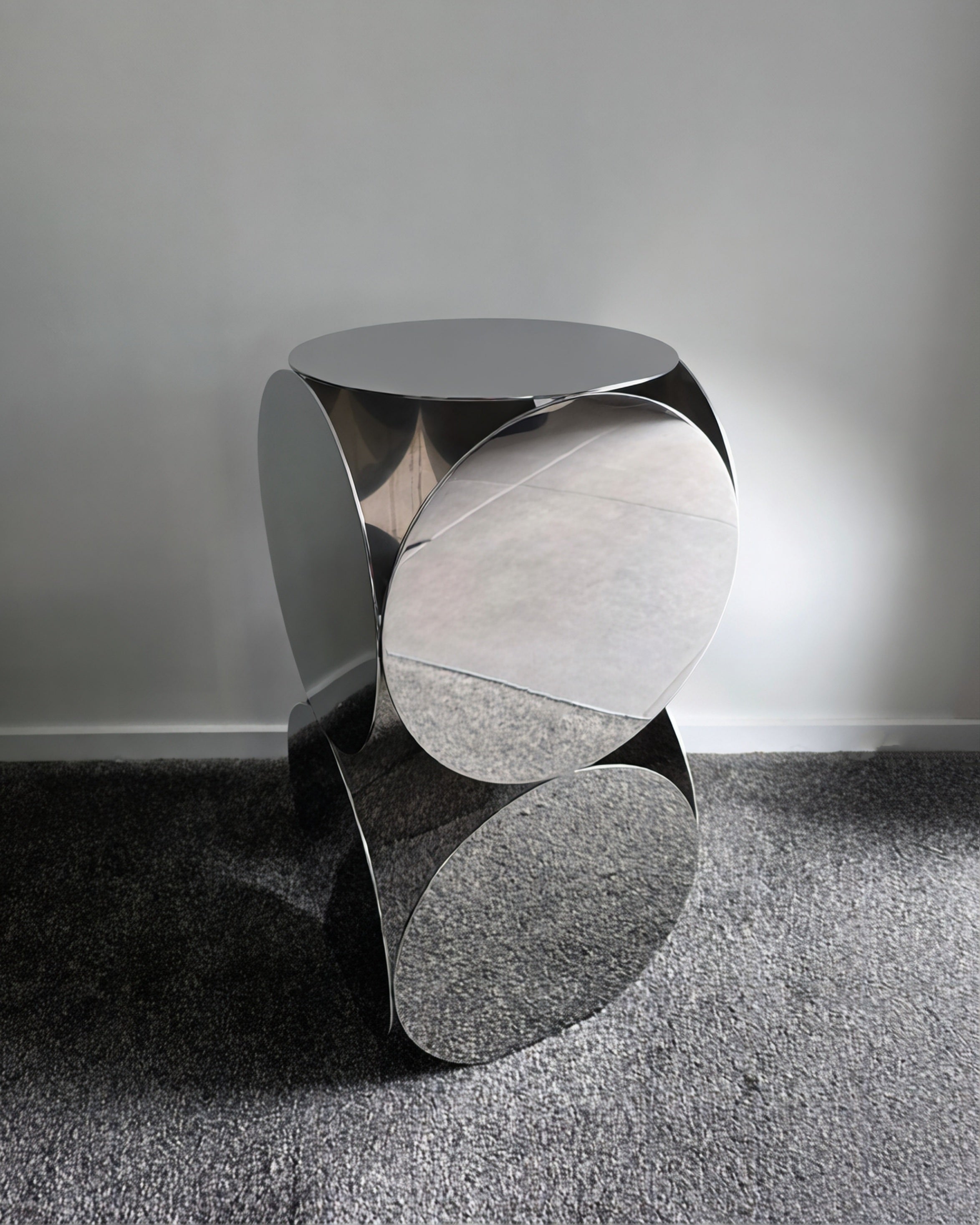 Minotti Still Accent Table