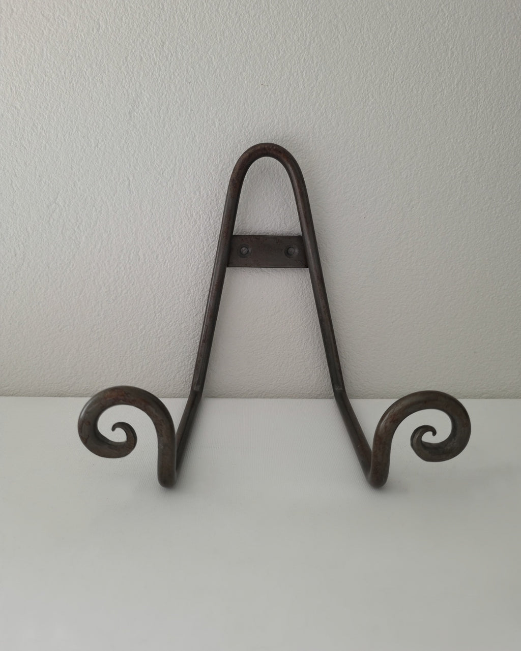 Wrought Iron Hooks/Plate Stand