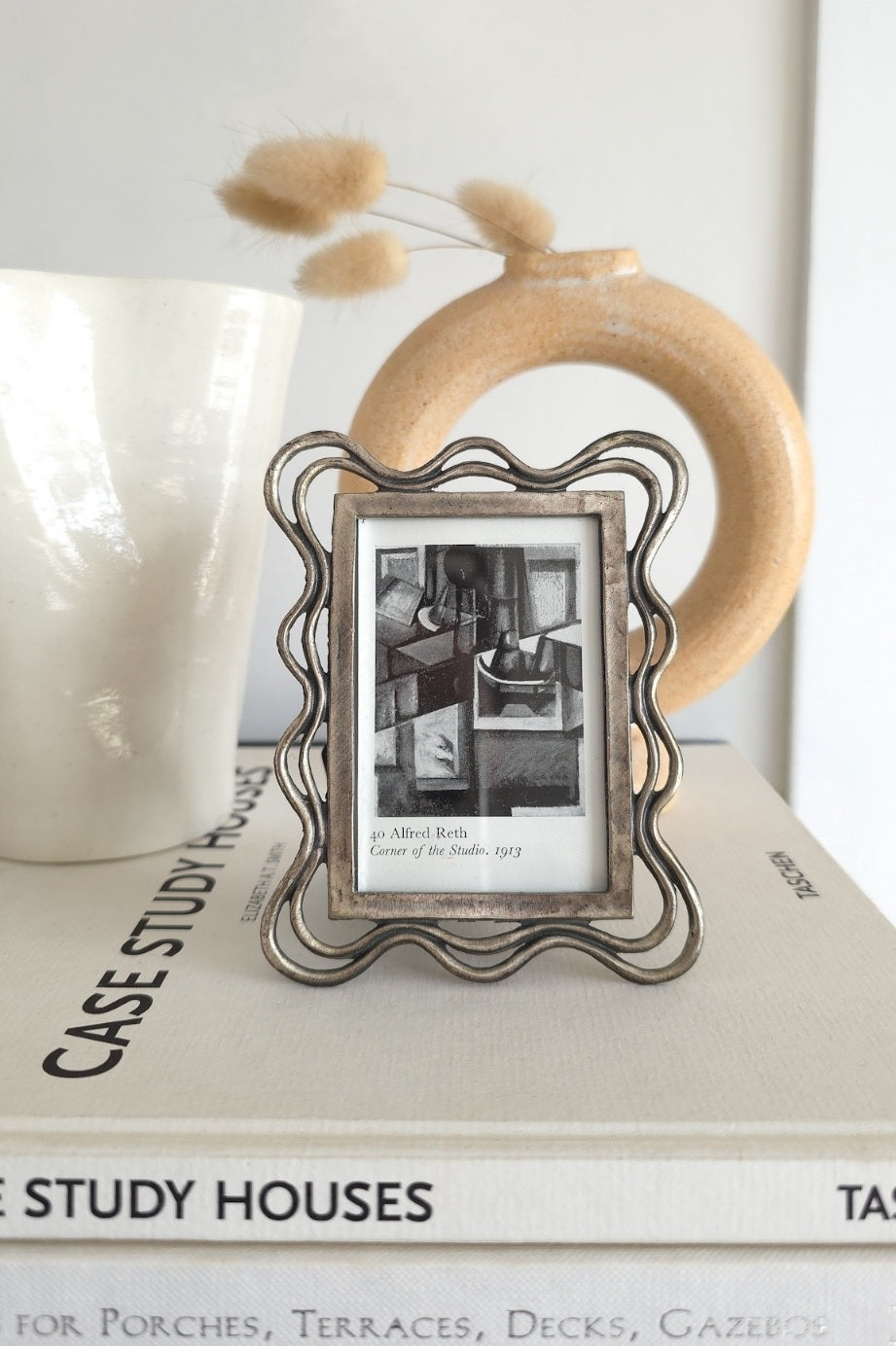 Vintage Wavy Photo Frame